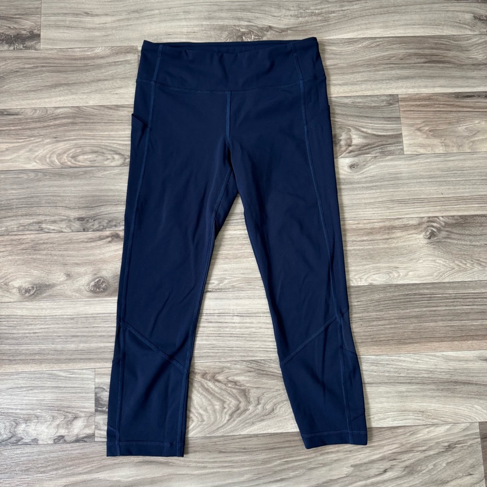 Lululemon Pace Rival Crop *Full-On Luxtreme 22" in True Navy Size 6